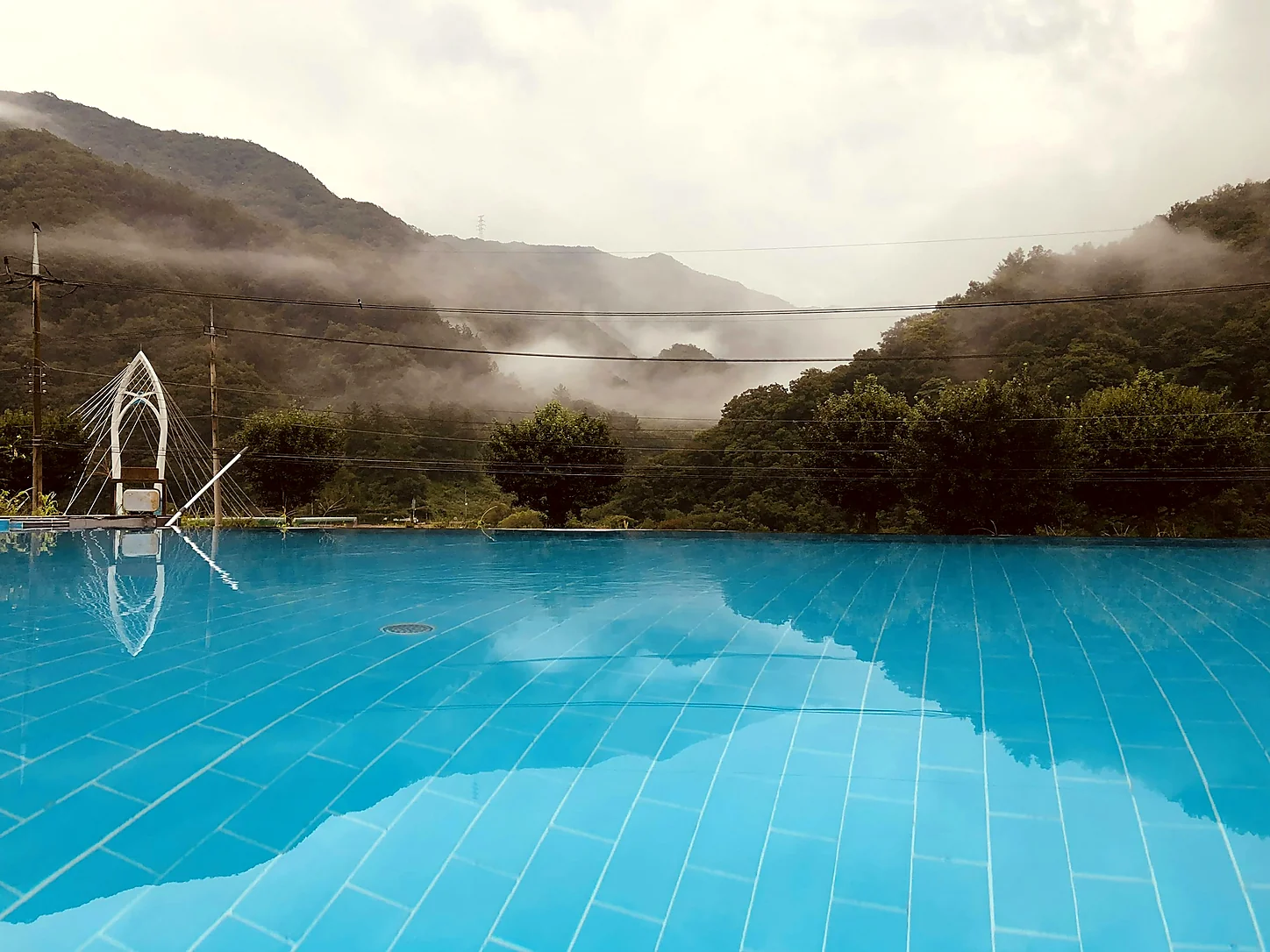 Landscape setting around Joyful Journey Hot Springs